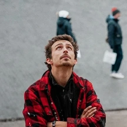 Portrait du fondateur de l&amp;#39;entreprise Les Suspendus.