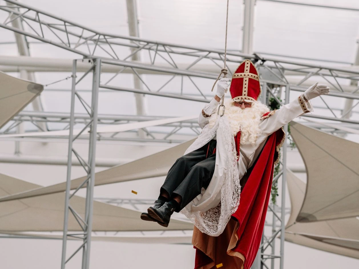 Cordiste réalisant x de y en accès difficile à z