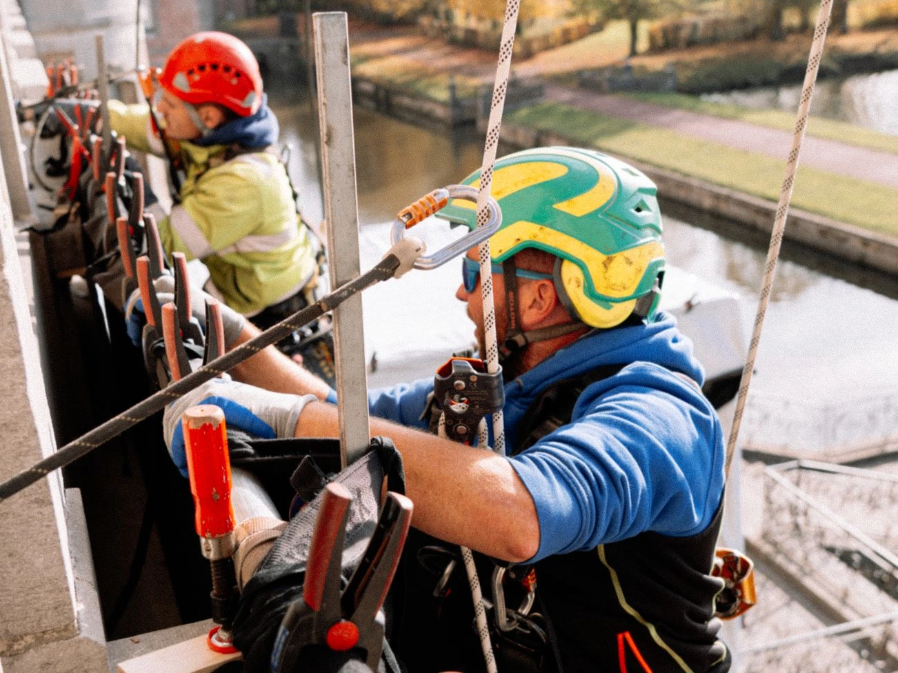 Cordiste assistance une société de production du cinéma en accès difficile au Château de Belœil